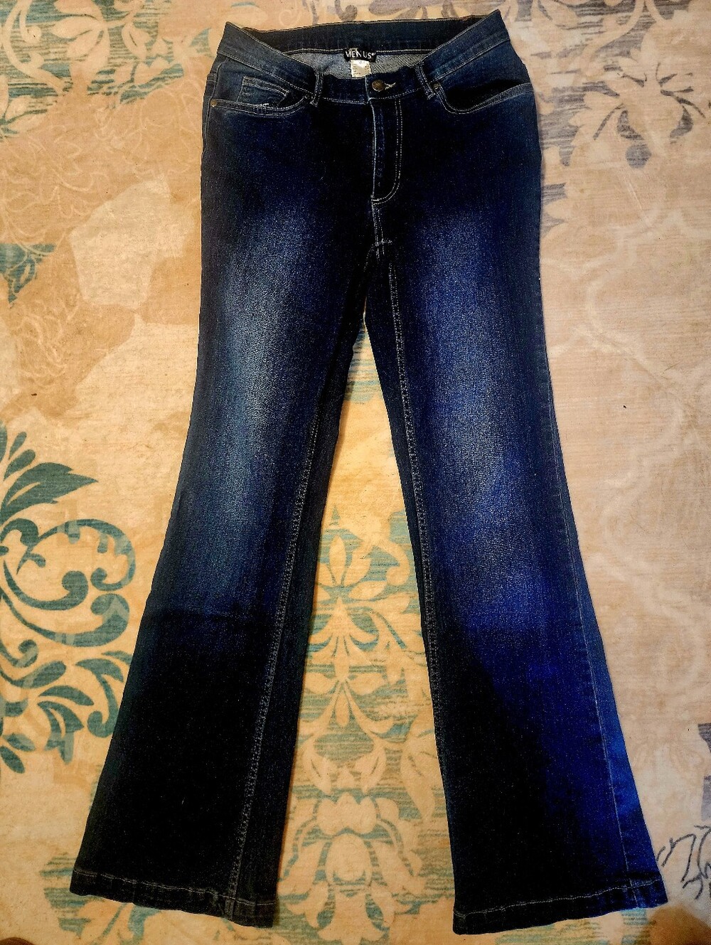 NEW, Never Worn VENUS flare Jeans